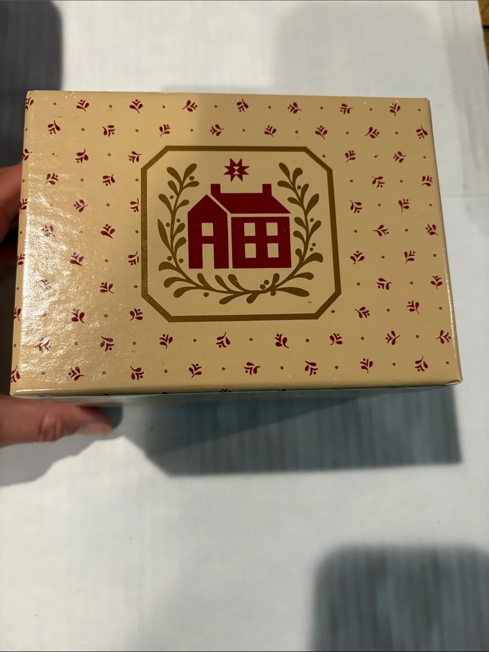 Avon 1982 recipe box new in original box